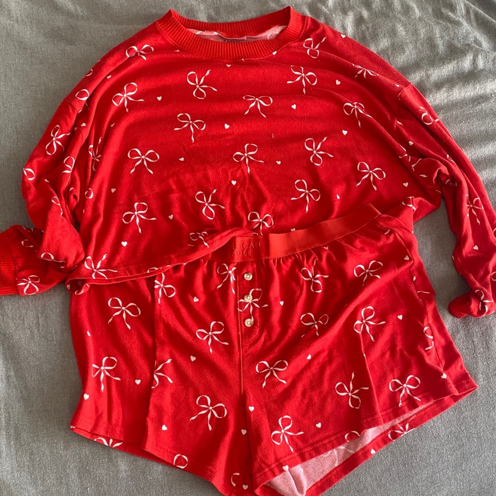 American Eagle Outfitters Red Bow Print Pajama Set